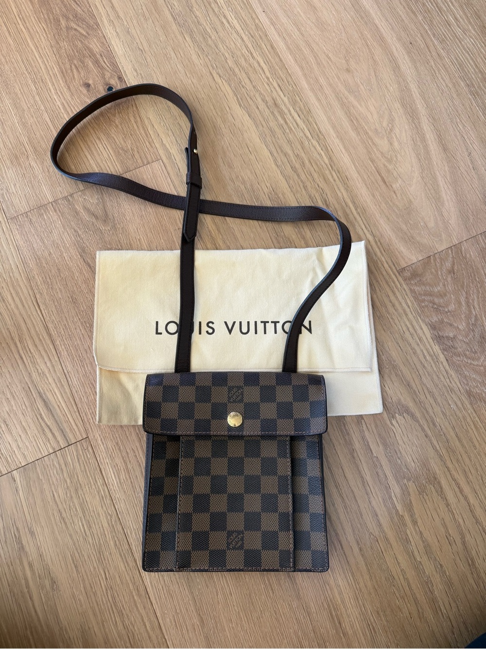 Louis Vuitton Damier Ebene Crossbody Bag